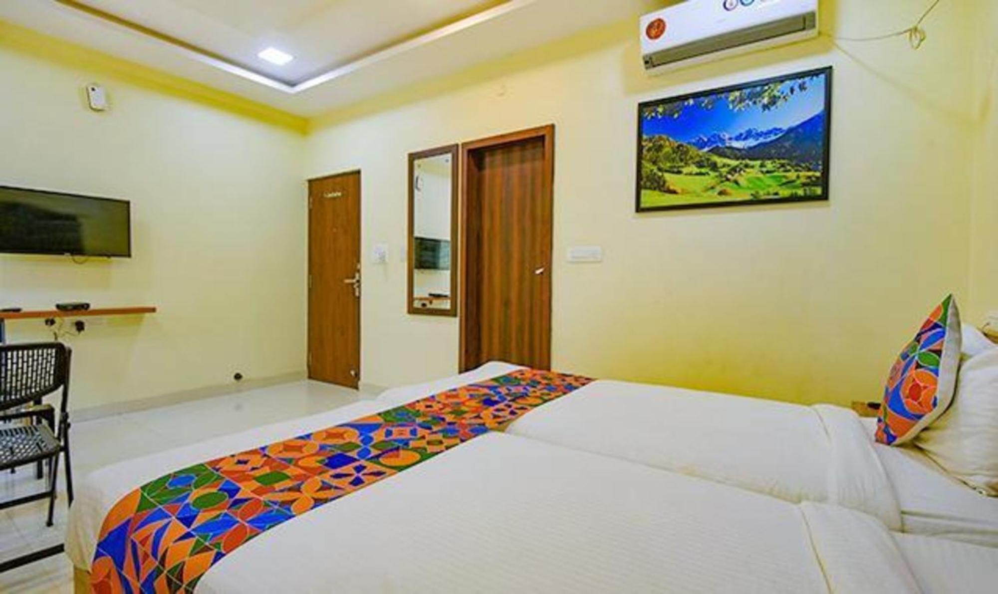 Fabexpress Purple Suites Inn Bangalore Exterior foto